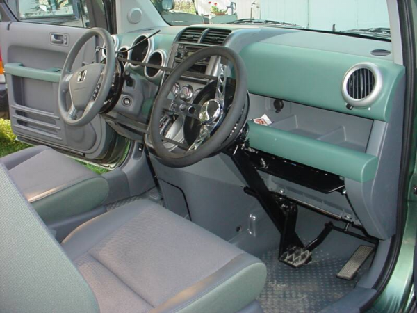 Honda_Element_5_op_800x600.jpg